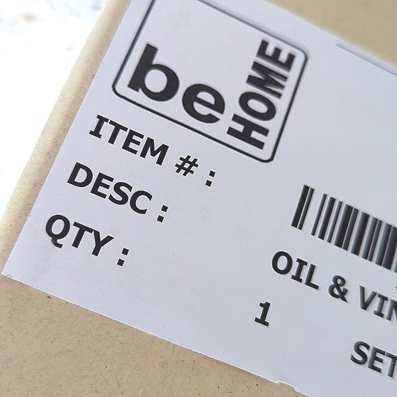 Be Home Oil & Vinegar Cruet Set with Acacia Tray - Picture 4 of 4